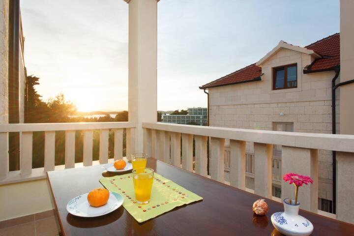 Hvar Villa Malisko Apartments Хвар Екстериор снимка